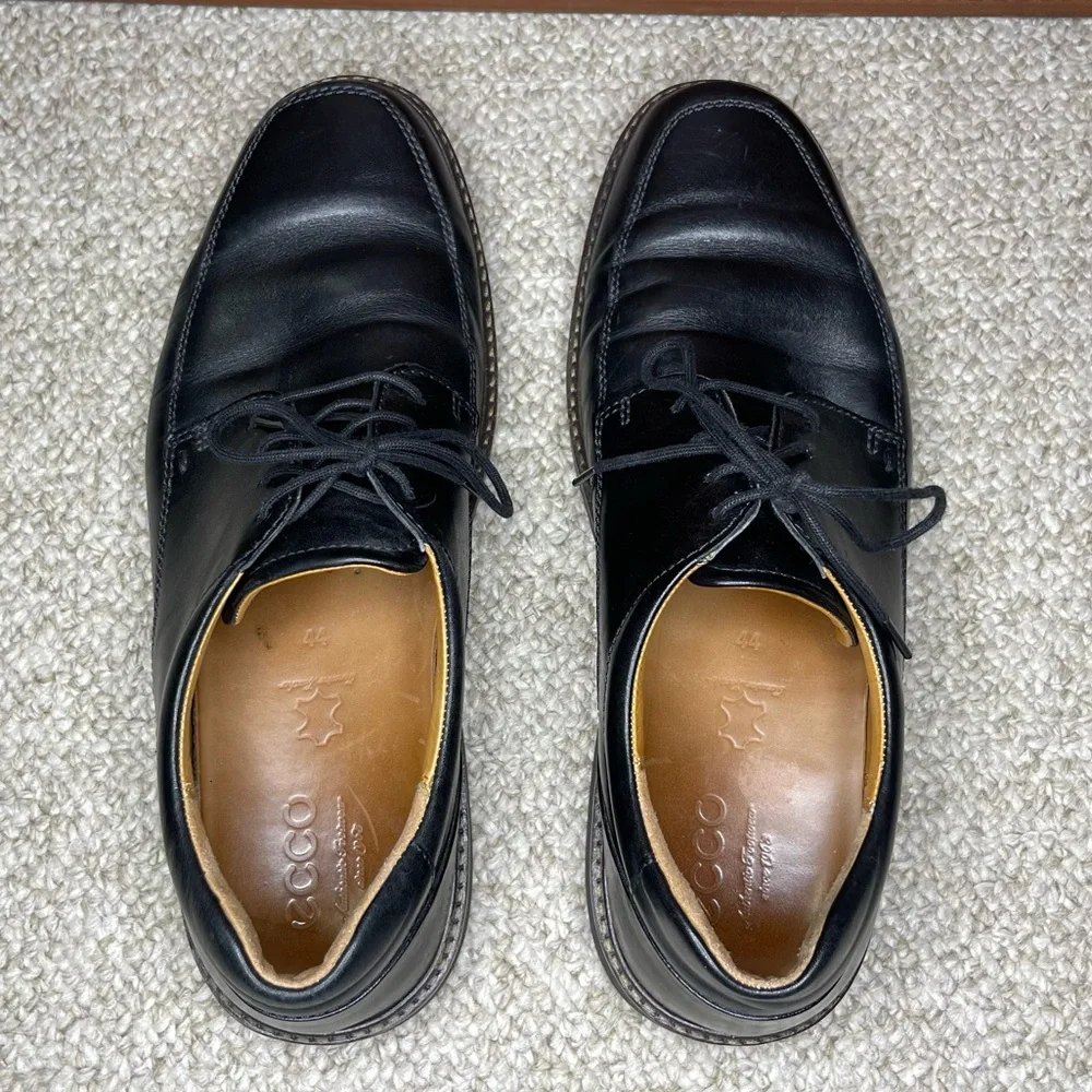 Ecco shoes